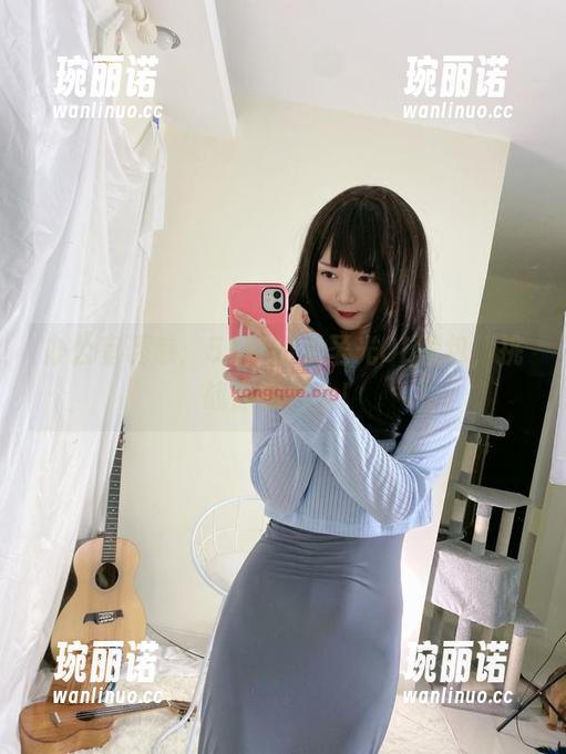 办公室诱惑：51酱的无圣光OL图包，挑战你的想象！