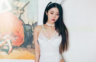 拥有Bomi(普美)的睡衣，图包玩得棋逢敌手