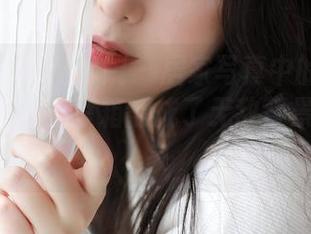 MFStar模范学院 – 居家写真中的Wendy智秀：把土豆箱翻成了无敌背景墙的赢家