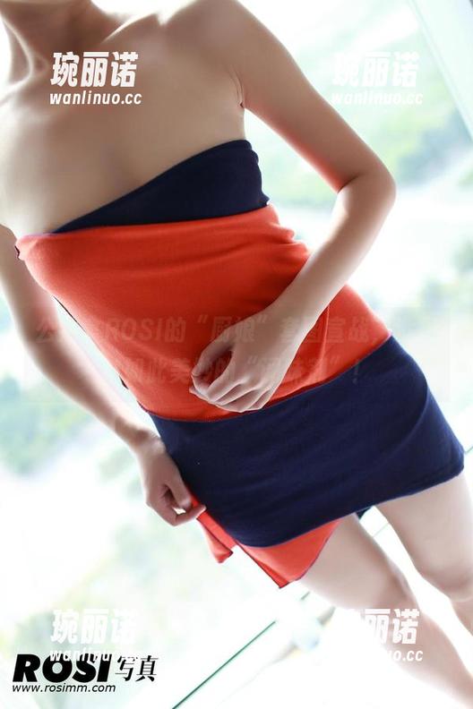 ROSI写真 公然拿ROSI的“厨娘”套图宣战,没见过如此美妙的“调味剂”!