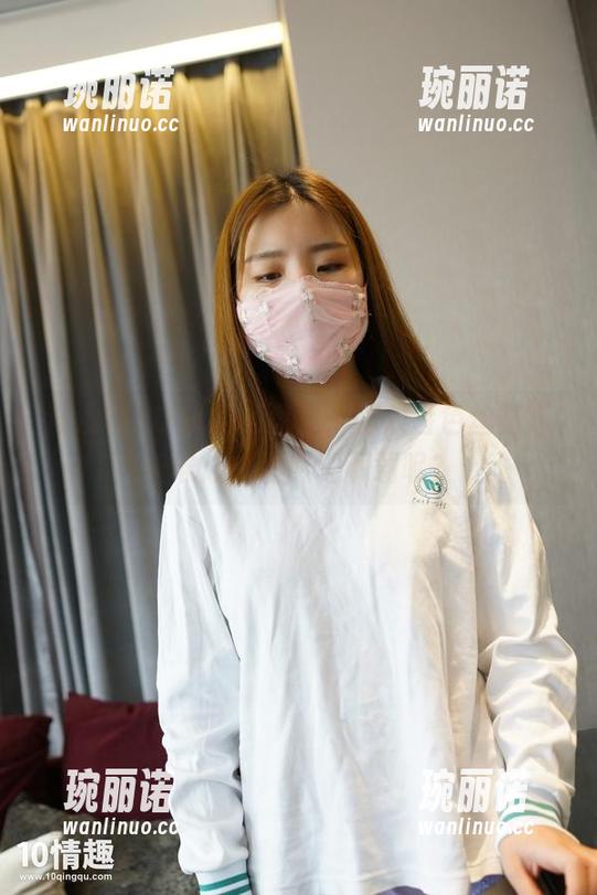 ROSI口罩 淹没在ROSI的网盘里,那双白色丝袜等着谁心甘情愿地下载呢?