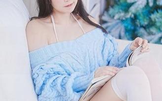 最新资源：Tina很妖孽呀的白裙，莫名其妙就让我想到了荷塘月色的那种清幽！