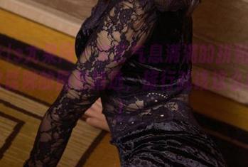 UGirls尤果网 – 文艺气息满满的拼贴：布莱尔昆娜的图包精选，旅行就该这么随性！