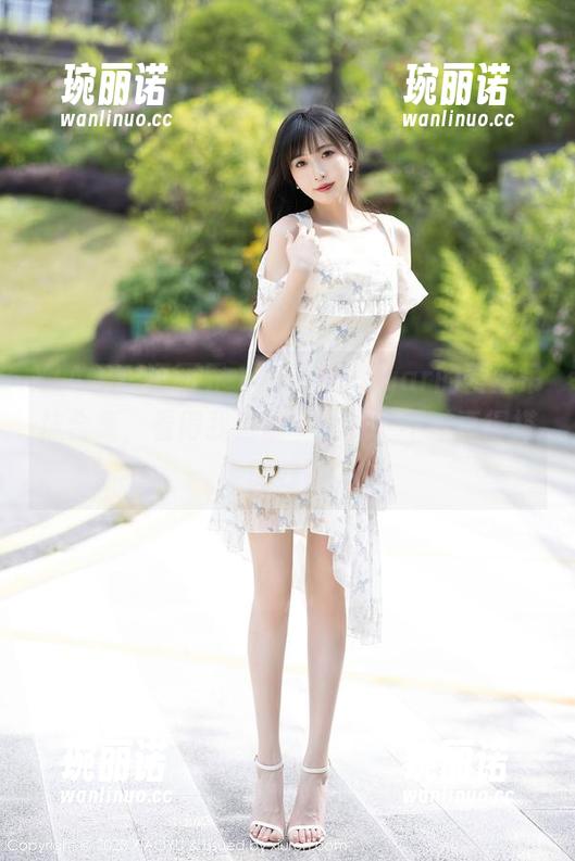 XIAOYU语画界 - 杨晨晨sugar的蕾丝吊袜合集，看得我直说“哇”，不过真得搭配好…