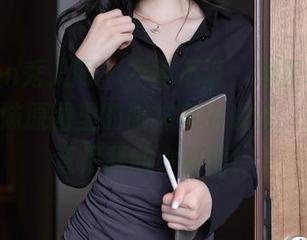 Xiuren秀人网 – 不得不说，娜露Selena的妹妹原图里的眼神真会说话，资源简直是我的小秘密！