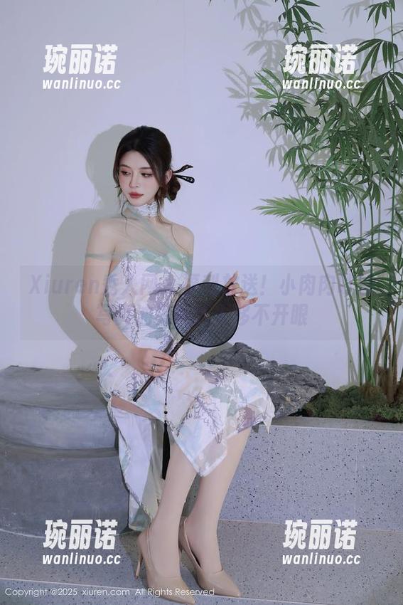 Xiuren秀人网 - 福利放送！小肉肉咪的写真油亮得让人移不开眼