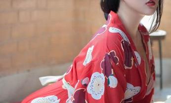 Xiuren秀人网 – 壁纸界的女王：徐莉芝Booty的美图让人每次注视都想侧着头！