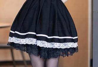Xiuren秀人网 – 照片里的李雅柔182CM，套装到底是为了谁穿的？