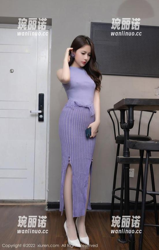 Xiuren秀人网 - 美七Mia的奶牛写真：定制让每一头牛都变时髦！