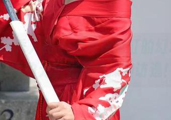 Xiuren秀人网 – 漫游在浴缸的幻境，谢小蒽的无圣光图包探幽访逸！