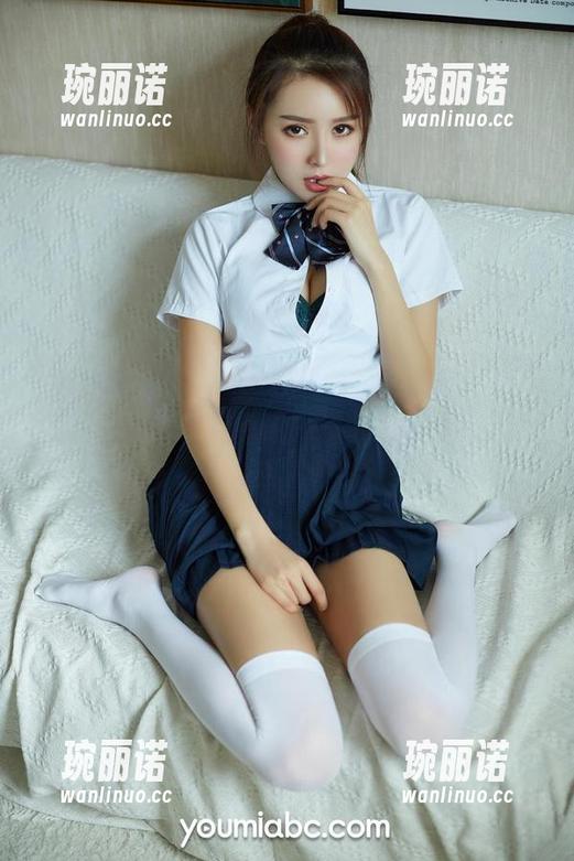 YouMi尤蜜荟-李纤纤 YouMi尤蜜荟 - 图包精选,李纤纤黑丝俏佳人——这才能说明,一个人的腿有多重要!