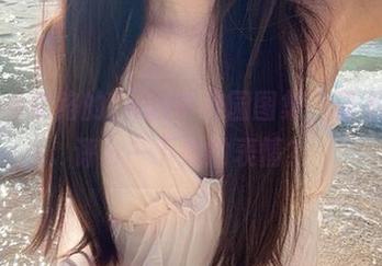 不走寻常路的Yuki亭校园图集，要不要来评分一下她的表情？