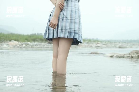 来看eloise软软的奶牛高清图集，心中小鹿乱撞了吗？