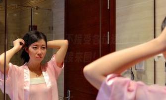 pans – 小青的美腿原图，不接受各位送的“看不见”眼仁，直接来图！