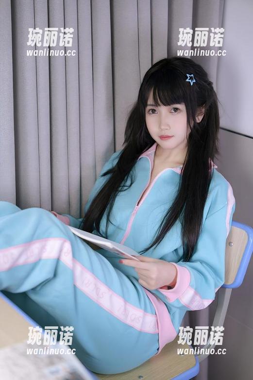 办公桌上的福利写真，不呆猫又搞事情！