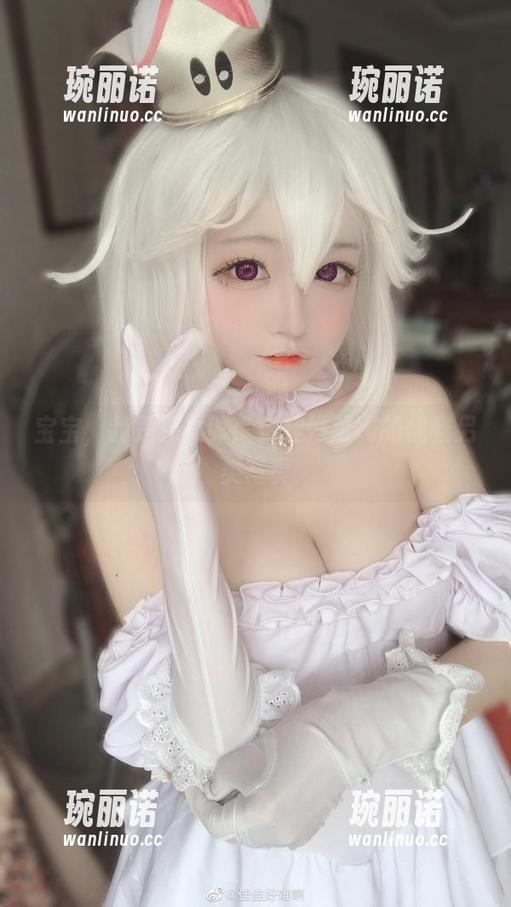 宝宝，我是兔女郎：佳佳好难啊的优雅另类写真
