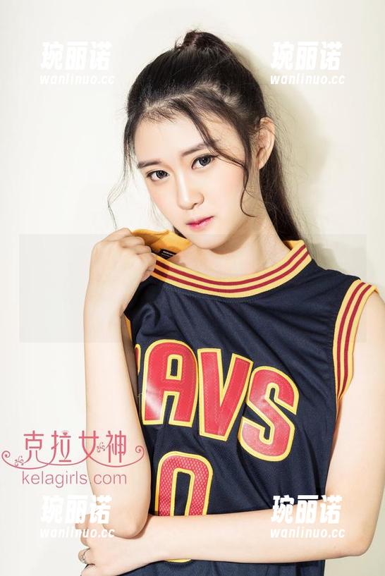 克拉女神 - 一组比基尼写真，嘉萌在高清之下竟然闪耀得如此耀眼，真让人想说‘再来一组’！