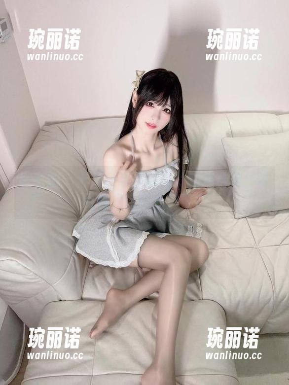 微密圈 - 十万口草莓粥粥的空姐合集：谁说她只会在云端飞？