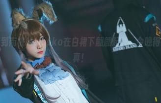 昨晚做梦梦到南桃Momoko在白裙下翩翩起舞，今晚得下载这套写真！
