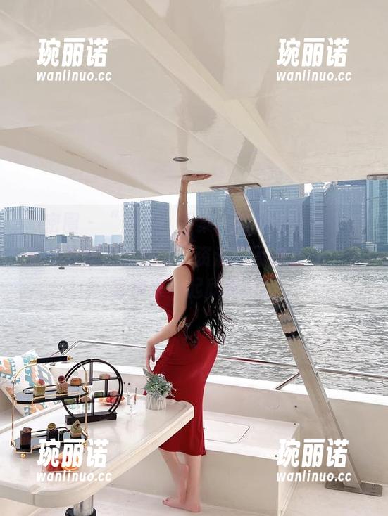 微密圈 - “空姐”图集，周妍希用这些小细节把我给勾住了，资源可不能太少，大家快来一起欣赏吧！