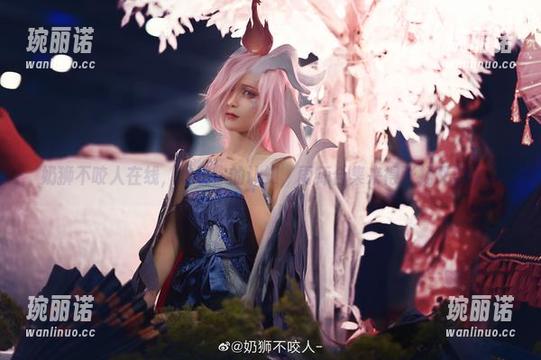 奶狮不咬人在线，炸裂你的认知，雨师合集来得张扬又内敛。