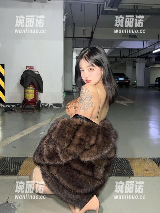 微密圈 - 有种想揪小优优子去试婚纱的福利图集...