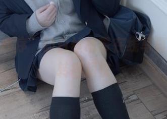 “少女秩序”的白丝吊带在线写真，眼珠转得超快