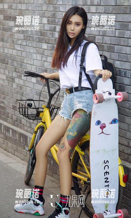 尤果网 - 柚子穿短裤的图集：夏天就是要这样翻车
