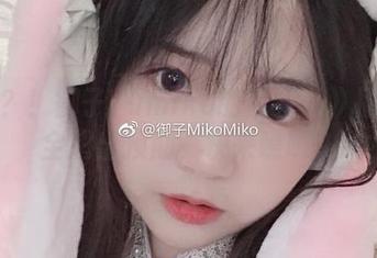 瓦特？！御子Yumiko的《教室》福利完全超出预期，快来瞧瞧。