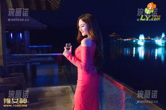 推女神 - 这组Luvian本能私房短裙原图，不知道是不是梦游来的？