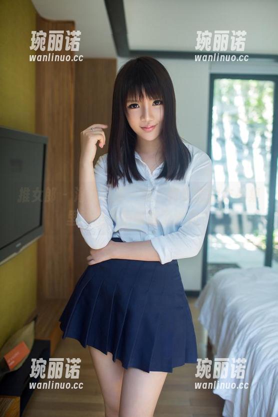 推女郎 - 海边的那一刻，何奕恋的作品集里我是不是变成了沙粒？