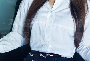 推女郎 – 不只是运动服，杨伊给我们的私拍照里又添了点别样风味。
