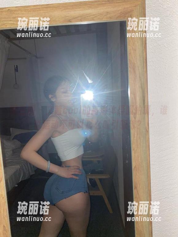 微密圈 - 文茜cool的高清体操服拍摄，谁说运动不可以那么吸引眼球？