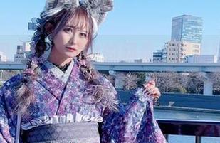 偶尔闲逛月城委员会的网盘，套装写真让我停不下