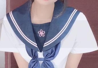 柳丸的Fantia-2021年写真合集：下载后我立马成了小鹿乱撞的发狂粉！