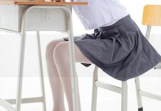 森萝财团 – 运动？小奶糕Milky的私房翻页合集，正好把我引上了歧路。