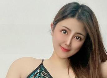 微密圈 – 理直气壮推荐！海豚baby的高清写真，剧情？咳…我也是一脸懵逼。