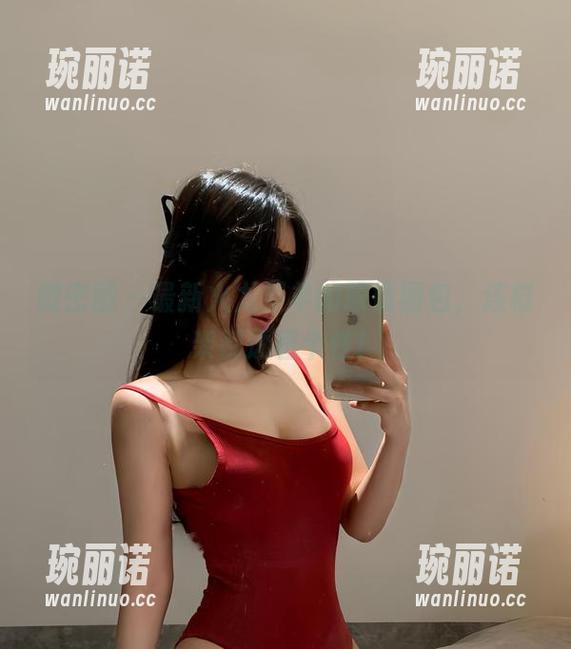 微密圈 - 最新火龙果羊的眼镜图包，连框架都透着个性！