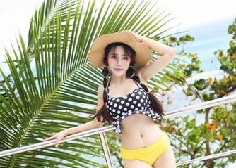 爱蜜社 – 这位小宝酱，成天模特模特的，真能吸引眼球，原图和下载请自便。