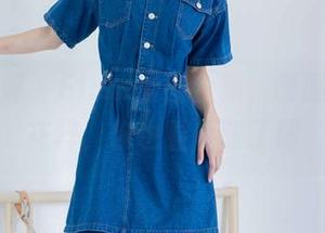 物恋传媒 – Elise套图合集，制服穿出新花样，你也看傻眼了吧