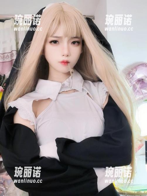 狐玖玖 谁有校服情结?狐玖玖的免费美图必有你的位置。
