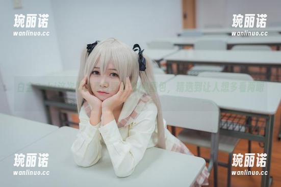 白金Saki这次搞的春日野穹-旗袍图包，精选到让人想多看两眼。