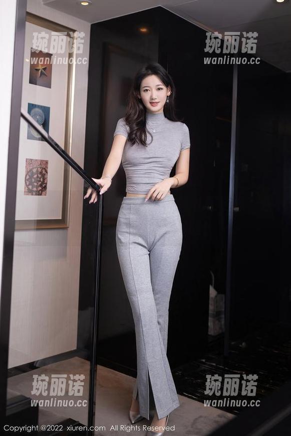 秀人网 - 蕊蕊ruirui的个性礼服资源，挑衅你对美的想象极限！