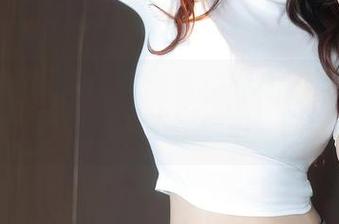 秀人网 – 白色周末必备！邹晶晶壁纸让你无处不在梦幻