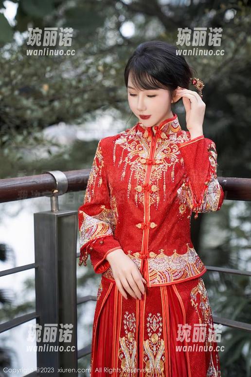 秀人网 - 看完金允珍呐的豹纹作品全集，我决定给自己的衣柜也来点豹纹当装饰！