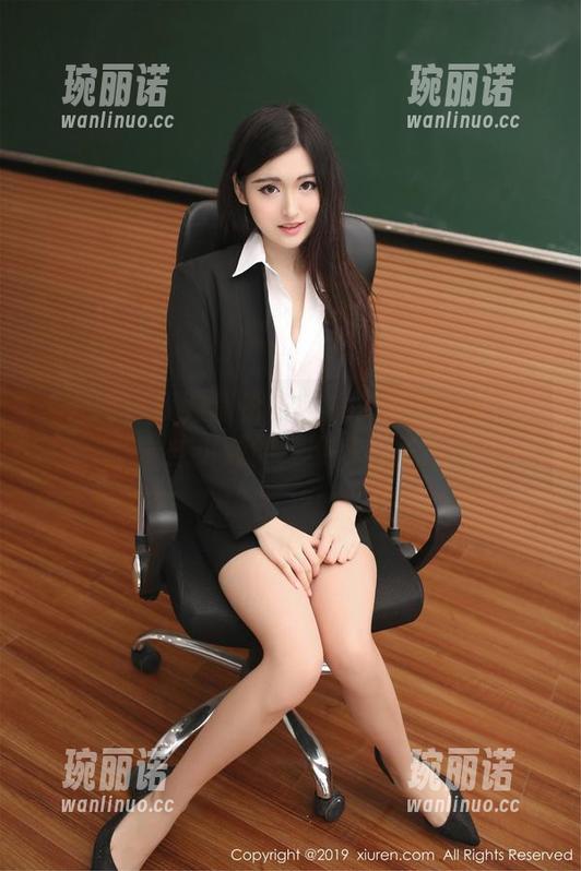 秀人网 - 我对陈怡曼的浴缸无圣光写真有一些小疑问，谁来解答？