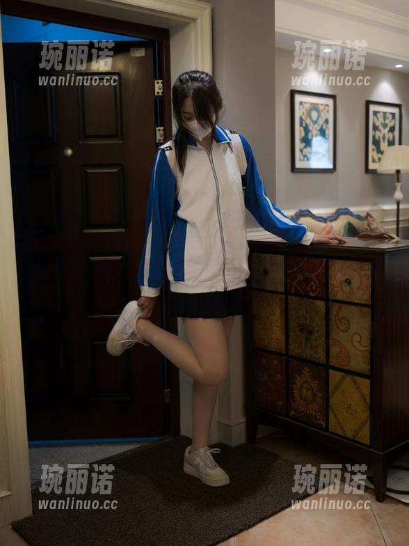 紧急企划 - 这一组一只喵喵梓的写真，温柔得就像炸鸡在我的嘴里融化，原图等着你挖掘哦
