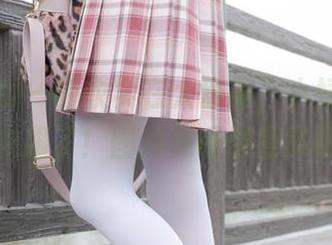 紧急企划 – 睡衣实在太舒服，小婕自拍都懒得换衣服了！图片见证懒癌终极进化。