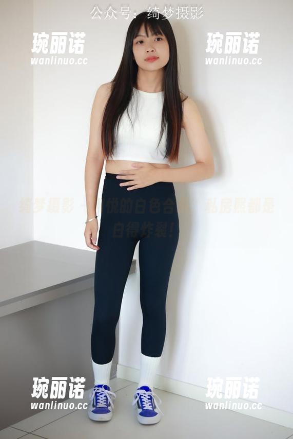 绮梦摄影-阿悦 绮梦摄影 - 阿悦的白色合集,私房照都是白得炸裂!