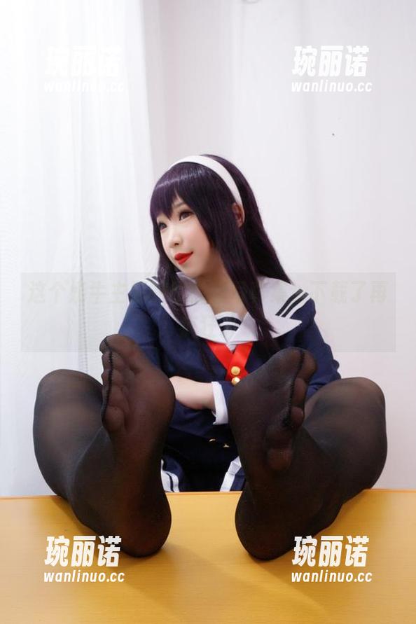 这个奶牛主题的胡桃喵写真集，下载了再疯狂。